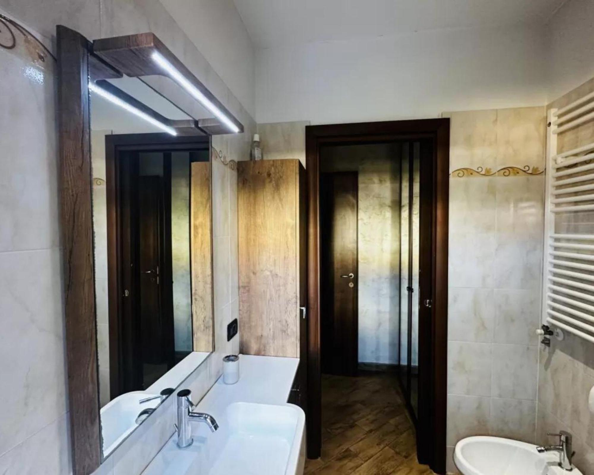 Romano House 菲乌米奇诺 外观 照片